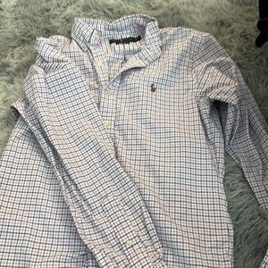 Slim fit M Stretch Oxford. Very nice button down with colored logo